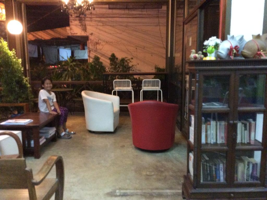 מלון סוקותאי Ez House מראה חיצוני תמונה
